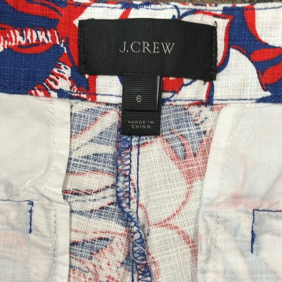 J. Crew Women’s Red White Blue Floral Hawaiian Print Shorts Tropical Size 6 - Picture 3 of 6